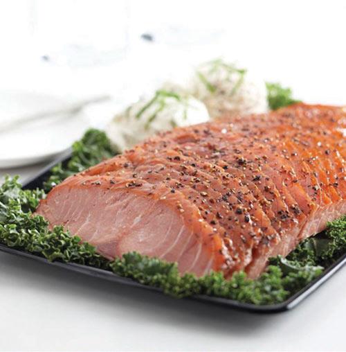 Signature Cracked Pepper Encrusted Smoked Salmon Platter